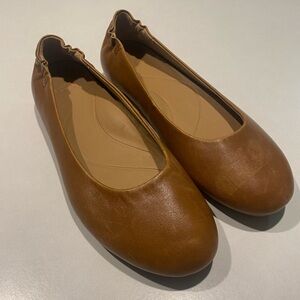 DANSKO MOLLIE BALLET FLAT NAPPA LEATHER ELASTIC BACK HONEY CAMEL WOMENS SZ 38.5